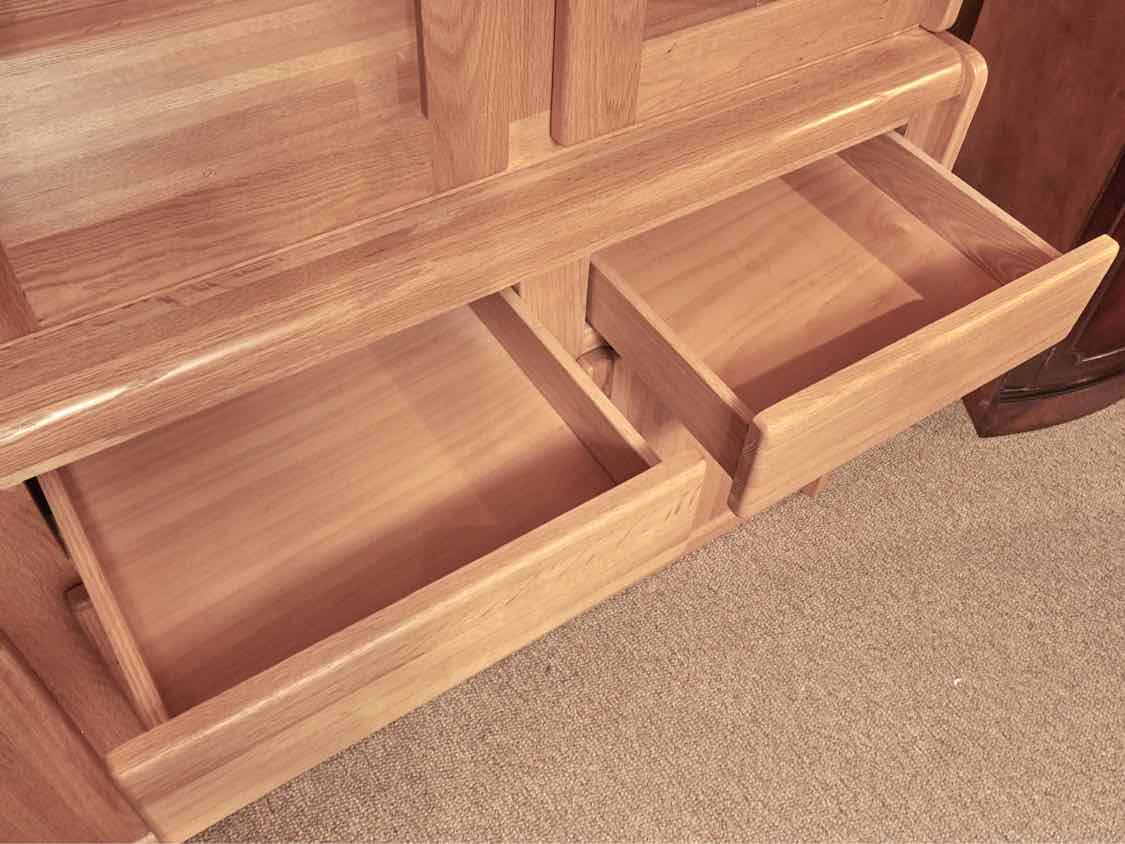 Vermont Hale  Oak Glass Doors  3 Drawer 3 Door & Glass Shelves  Hutch