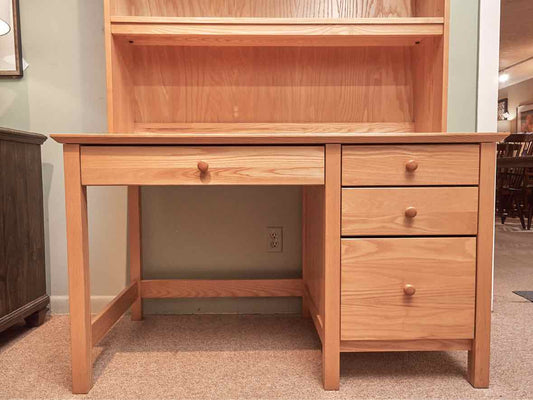 Vermont Tubb Solid Ash Natural Finish  Desk & Hutch