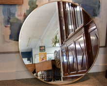 Round Mirror in Brushed Gold Frame
