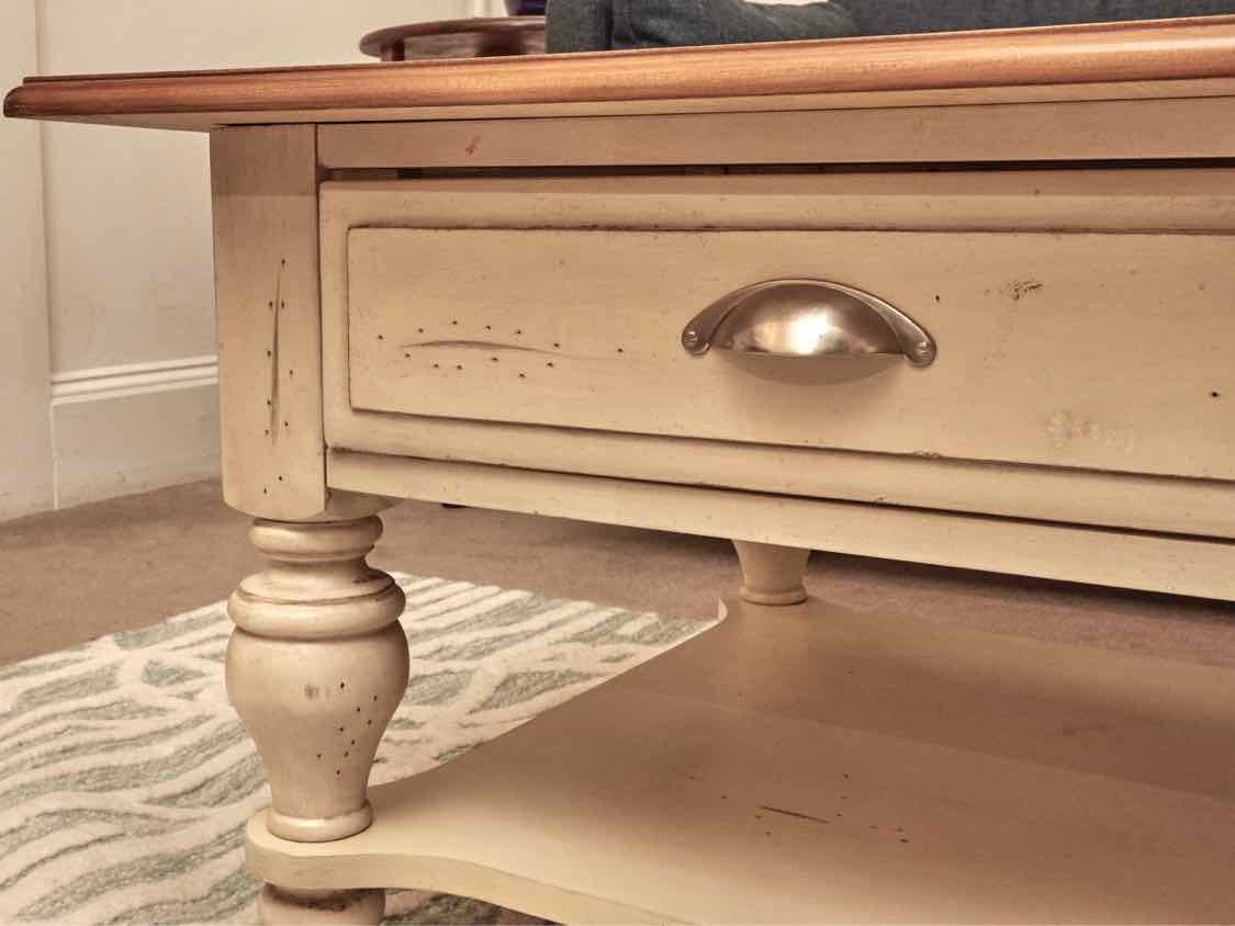 Liberty Furniture Pine Plank Top Cream Finish 2 Drawer & Shelf  Cocktail Table