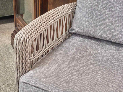 Lloyd Flanders Chairs