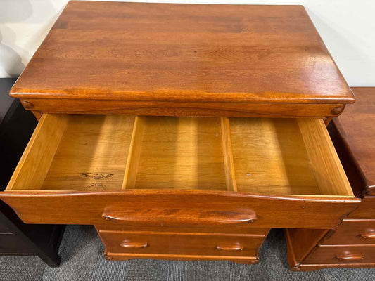 French & Heald Rock Maple 4-Drawer Chest