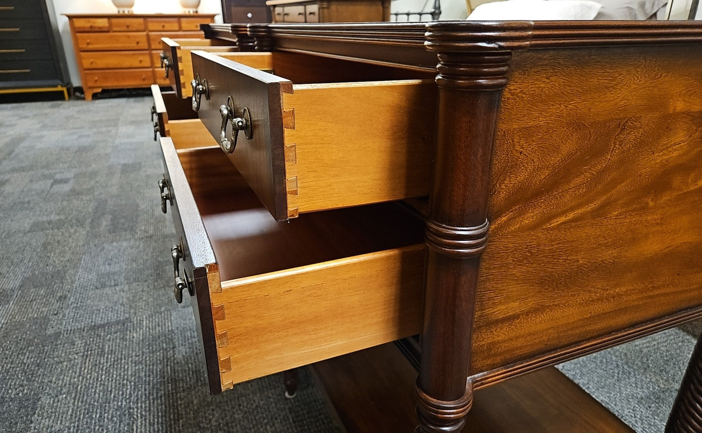 Ethan Allen Pair of 'Melville' Nightstands