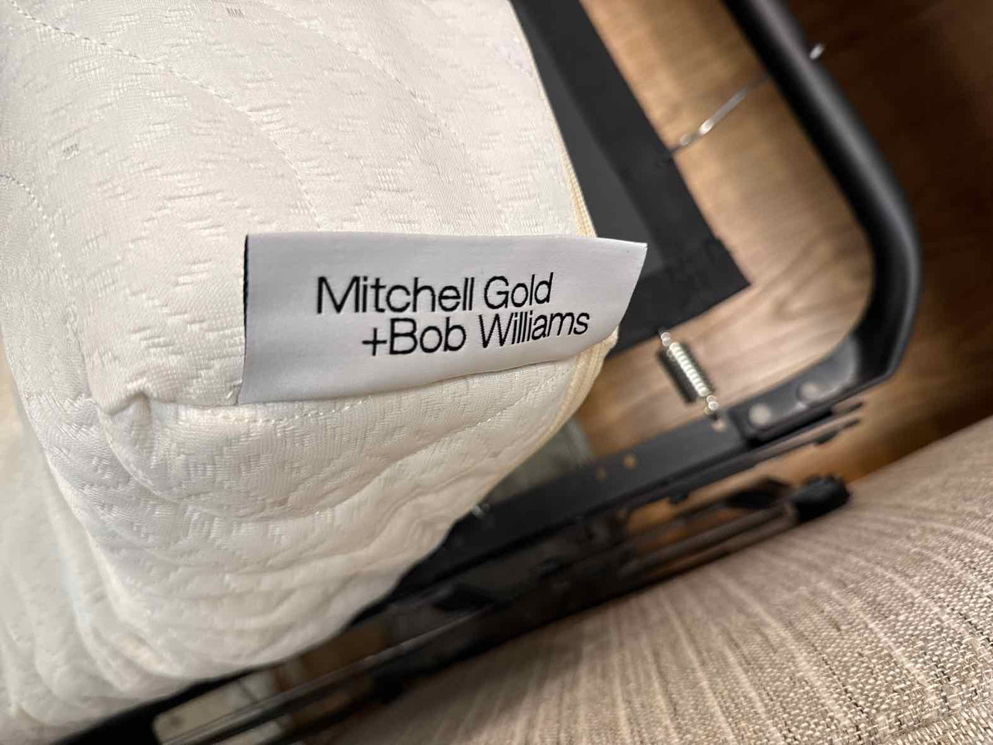 MG+BW 'Alex' Queen Sleeper Sofa