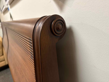 Ethan Allen British Classics 'Kingston' King Sleigh Bed