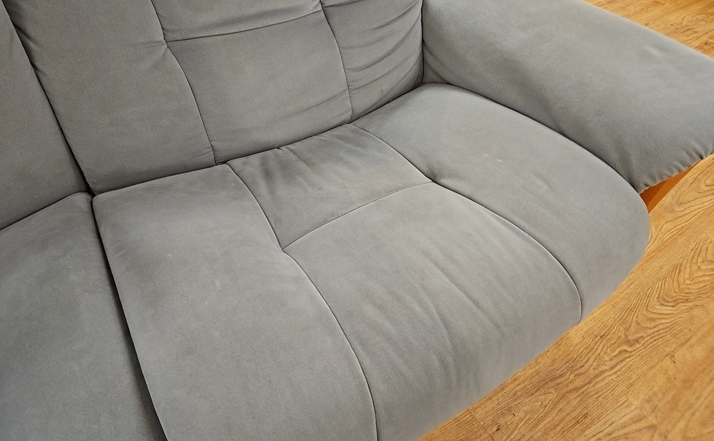 Ekornes Stressless 'Buckingham' Highback Reclining Sofa