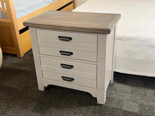 Vaughan Bassett 'Bungalow' Nightstand