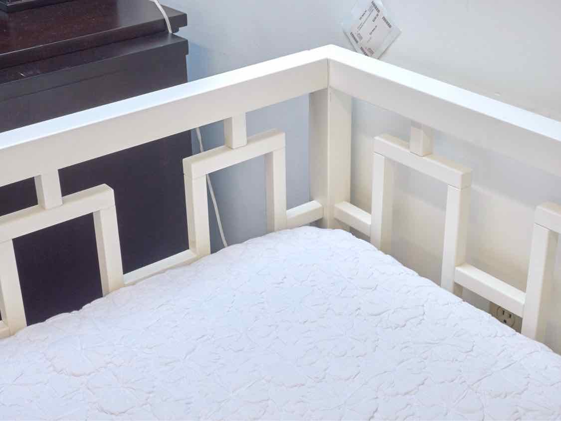 White Twin Daybed