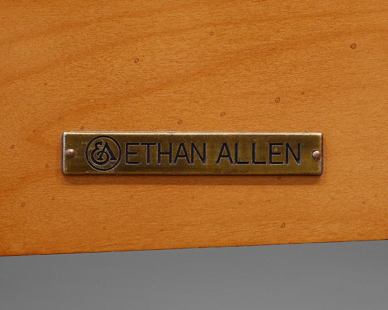 Ethan Allen Full Maple Beadboard Arch  Bed