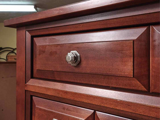 Vaughan Bassett Cherry Finish 5 Drawer  Chest