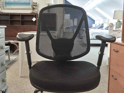 Adjustable Black Mesh Office Chair