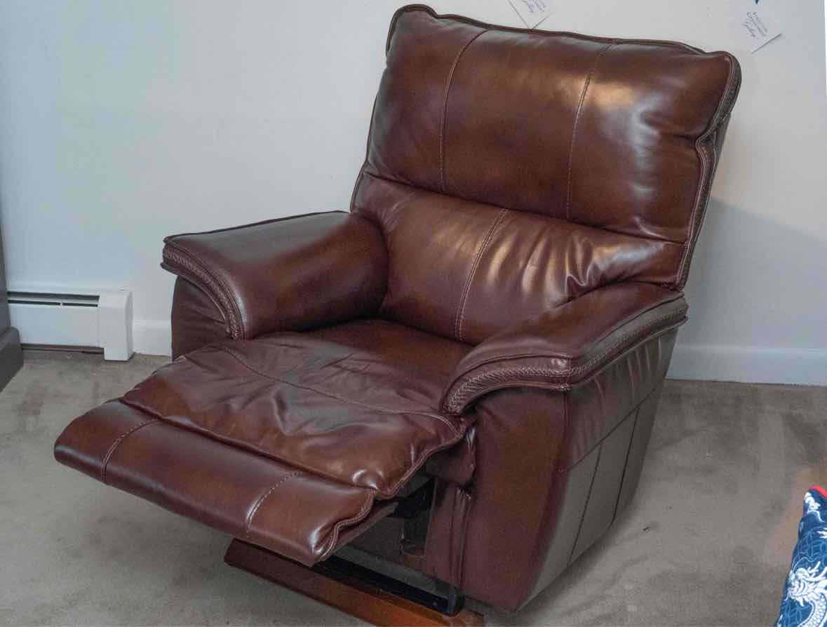La-Z-Boy 'Astor' Chestnut Leather Distinctive Accent Stiching Wall Hug Recliner