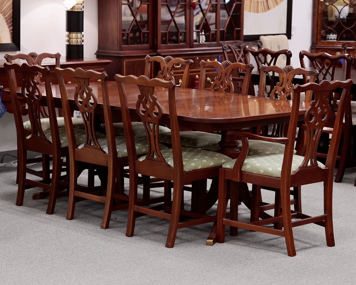 Lexington Furniture Mahogany Dining Table and 8 Chippendale Chairs