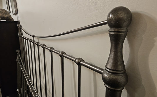Ethan Allen 'Danby' Powder-Coated Iron King Bed