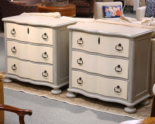 Pair of Universal Oyster Shell Accent Chests
