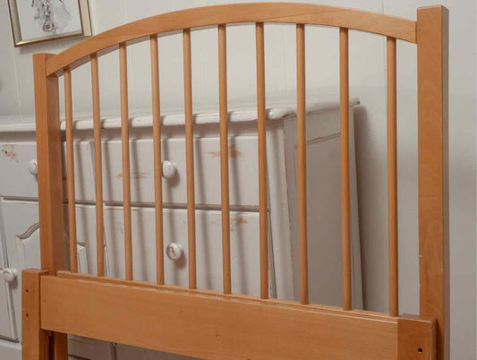 Maple Twin Bow Back Bed  with Spindles