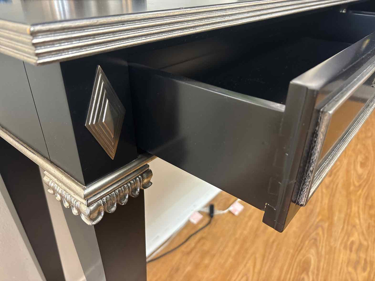 Ethan Allen 'Hempstead' Console