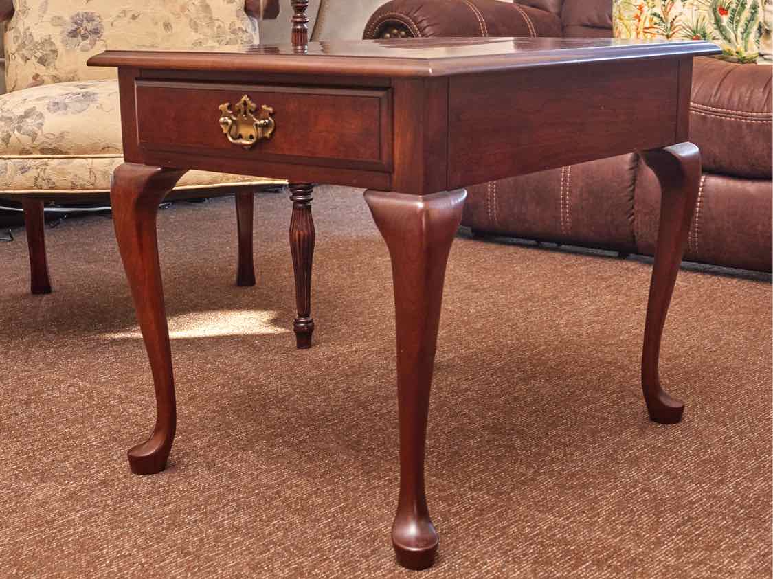 Pennsylvania House Cherry Queen Ann Side Table