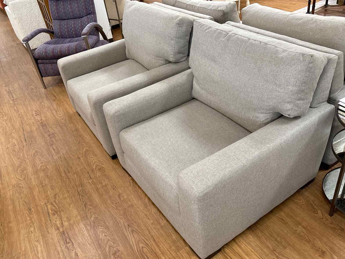 Pair of Universal 'Hunter' Chairs