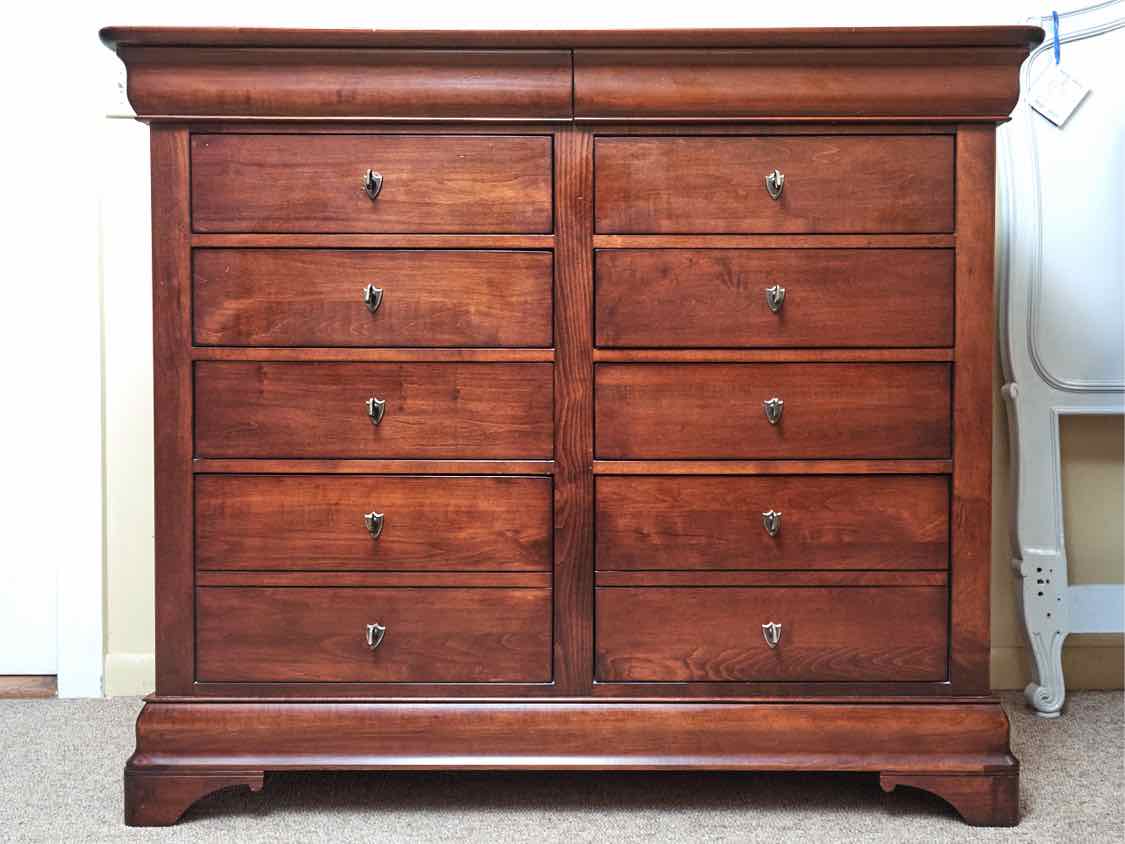 Nichols & Stone Cherry Louis Phillip 10 Drawer Chest