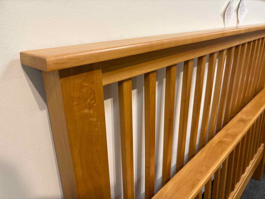 Maple Queen Bed
