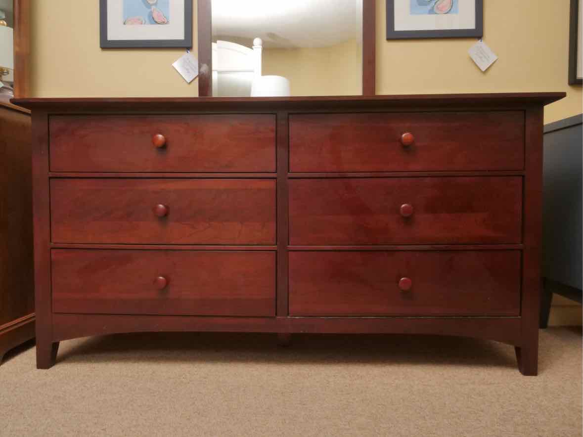 Kincaid  Cherry 6 Drawer Dresser & Mirror