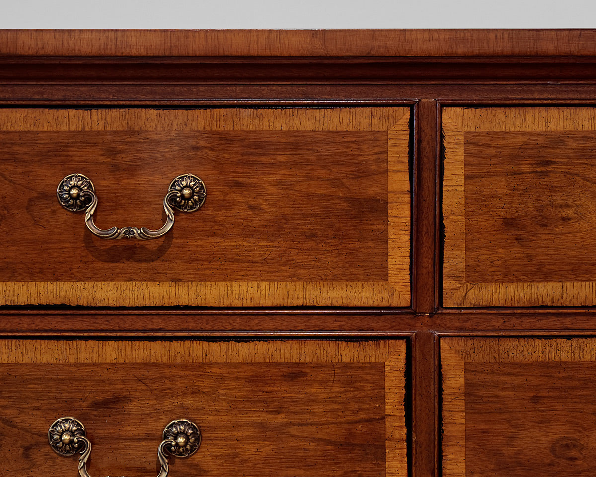Henredon 9 Drawer Ashton Court Dresser