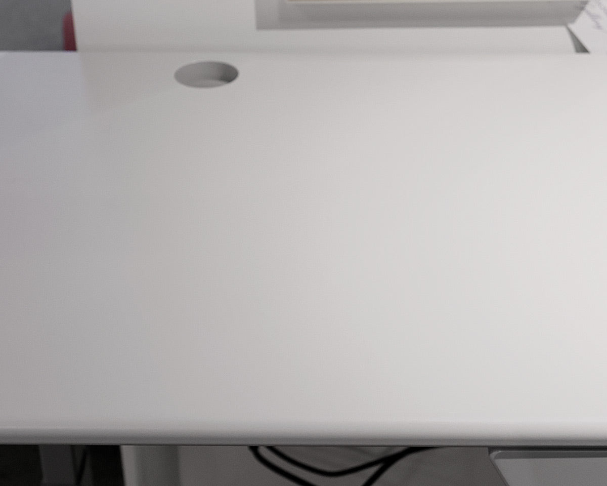 Imovr "Lander" Contemporary Motorized Standing Desk