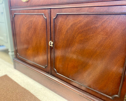 Drexel Mahogany Server with 3 Drawers & Pull Out Serving Tray