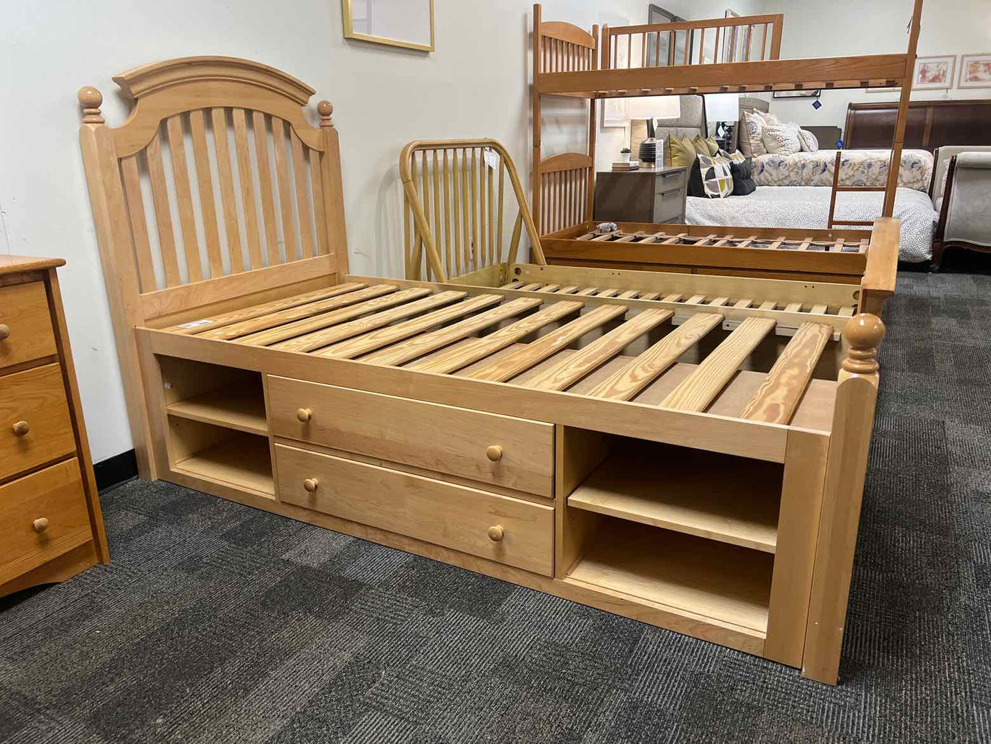 Stanley 'Young America' Captain's Twin Bed