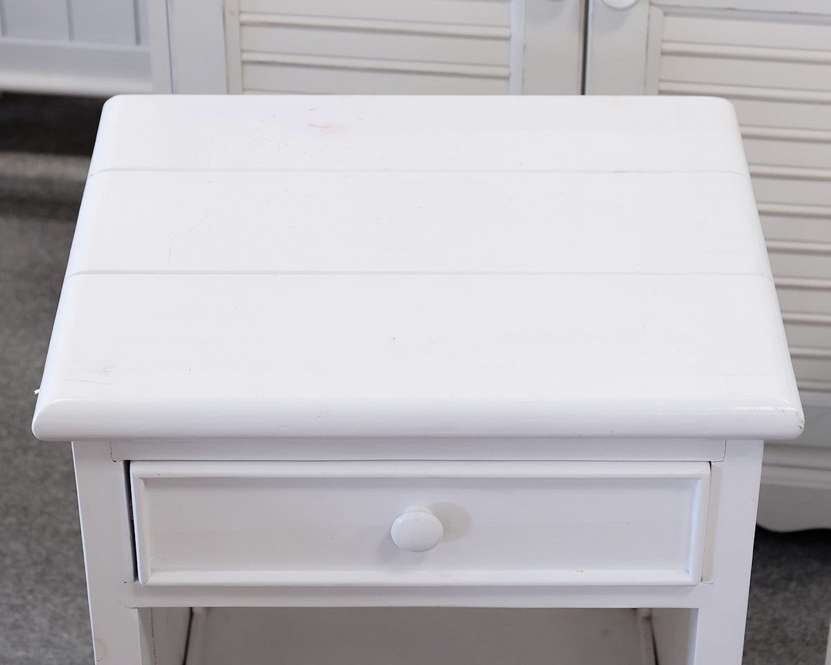 Pair of White Nightstands