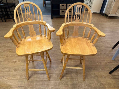 Oak Specialists Furniture Pub Table & Barstool Set