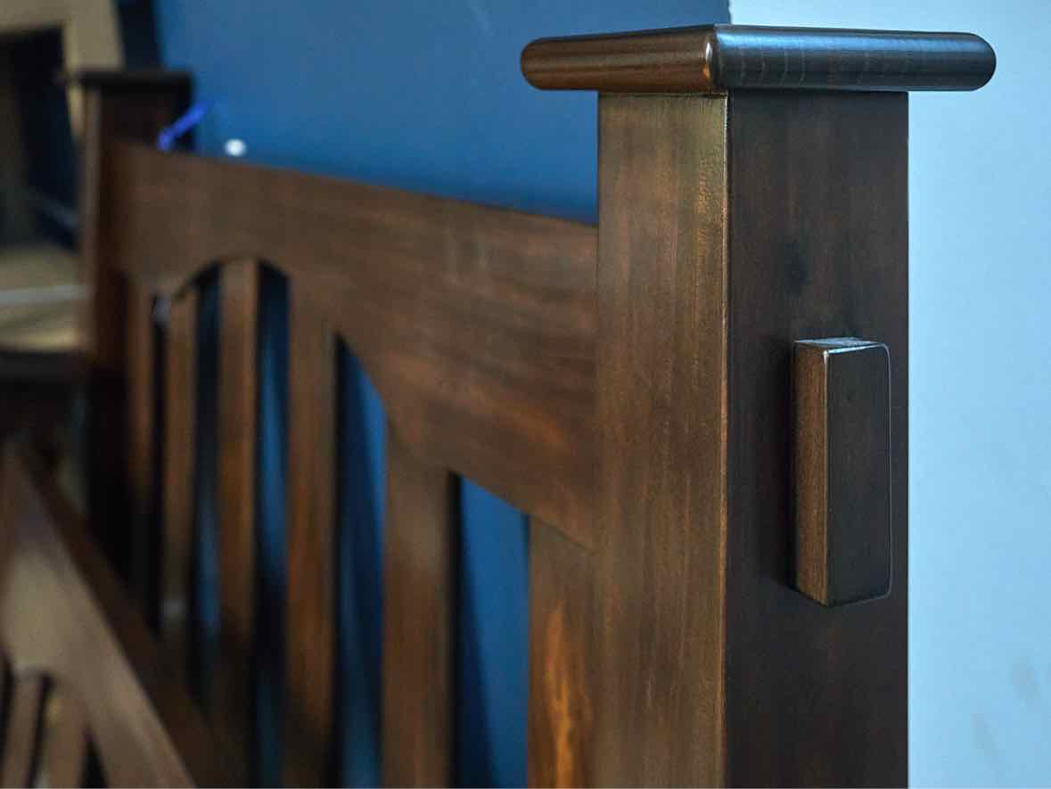 Pottery Barn Kids 'Kendall' Twin Bed