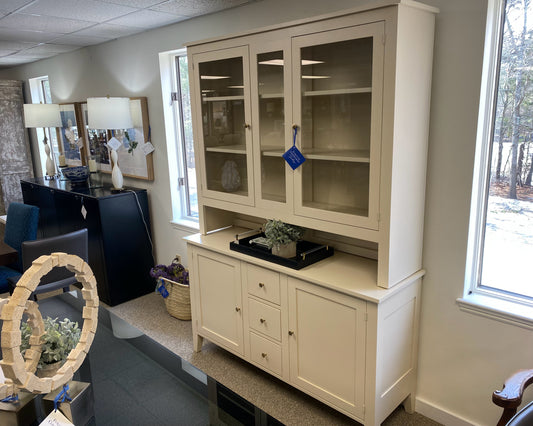 Gat Creek Charleston Cabinet in Maple with Classic Santa Barbara Finish