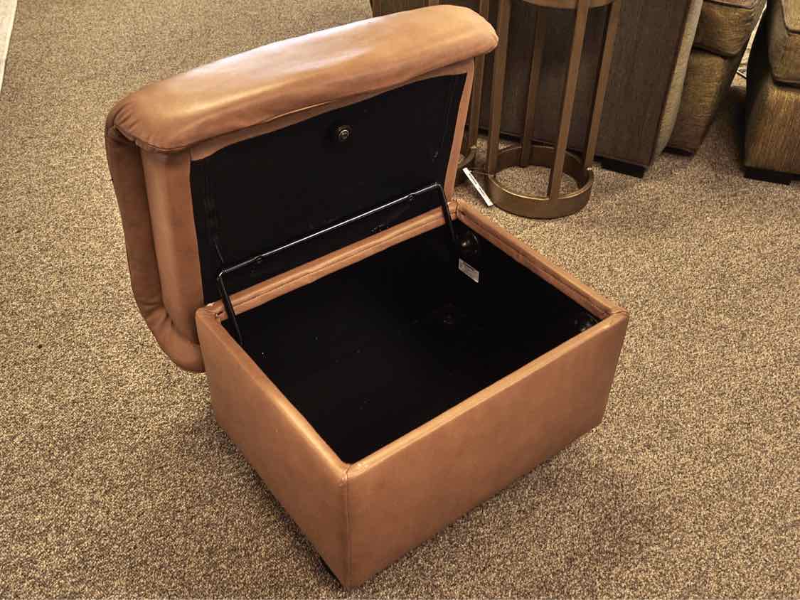 Ekornes Stressless Soft Ottoman Medium in Paloma Taupe Leather