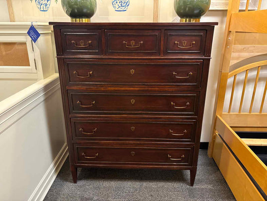 Henredon 'Acquisitions' 7-Drawer Chest