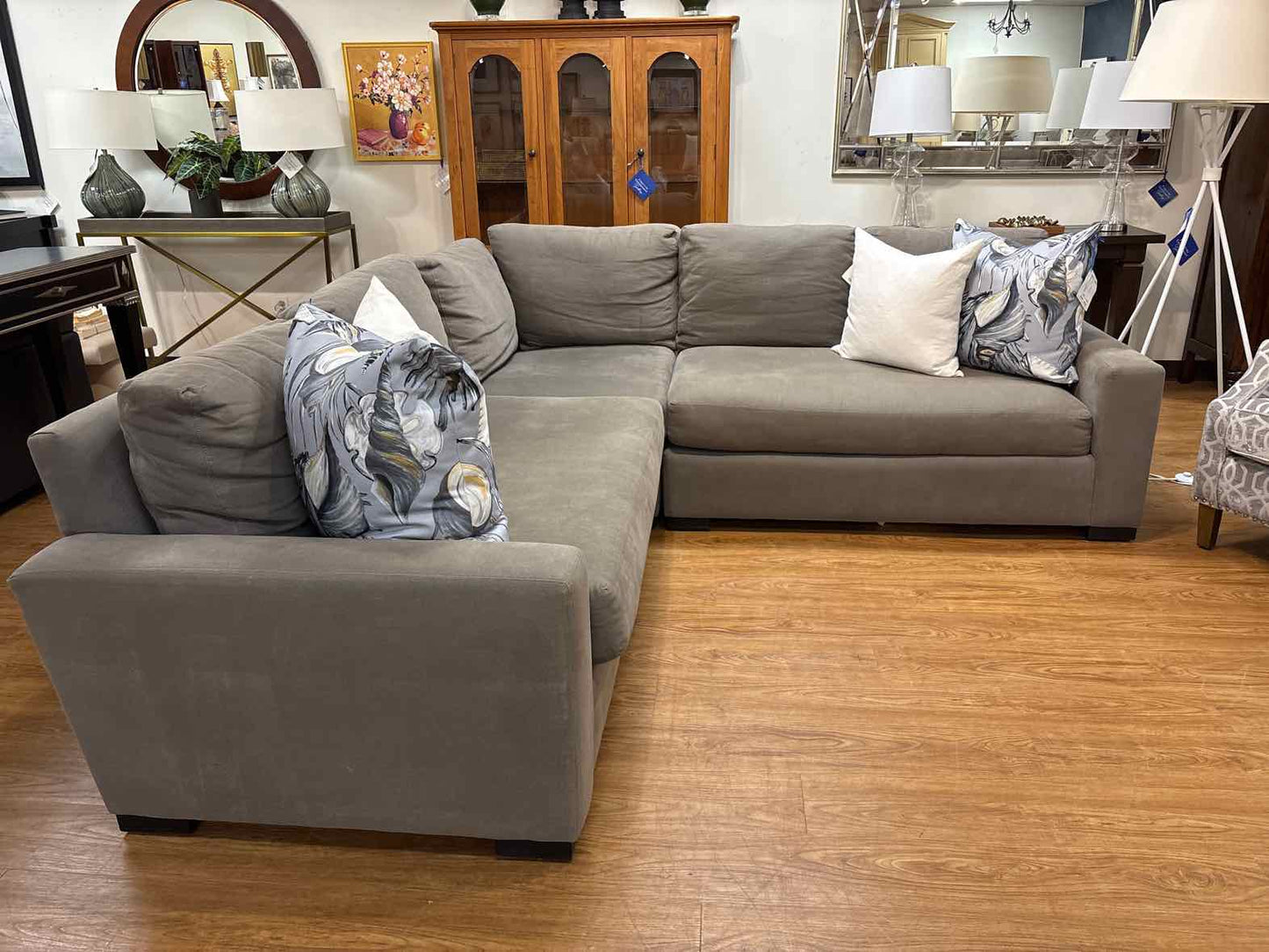 RH 3-piece Corner Sectional
