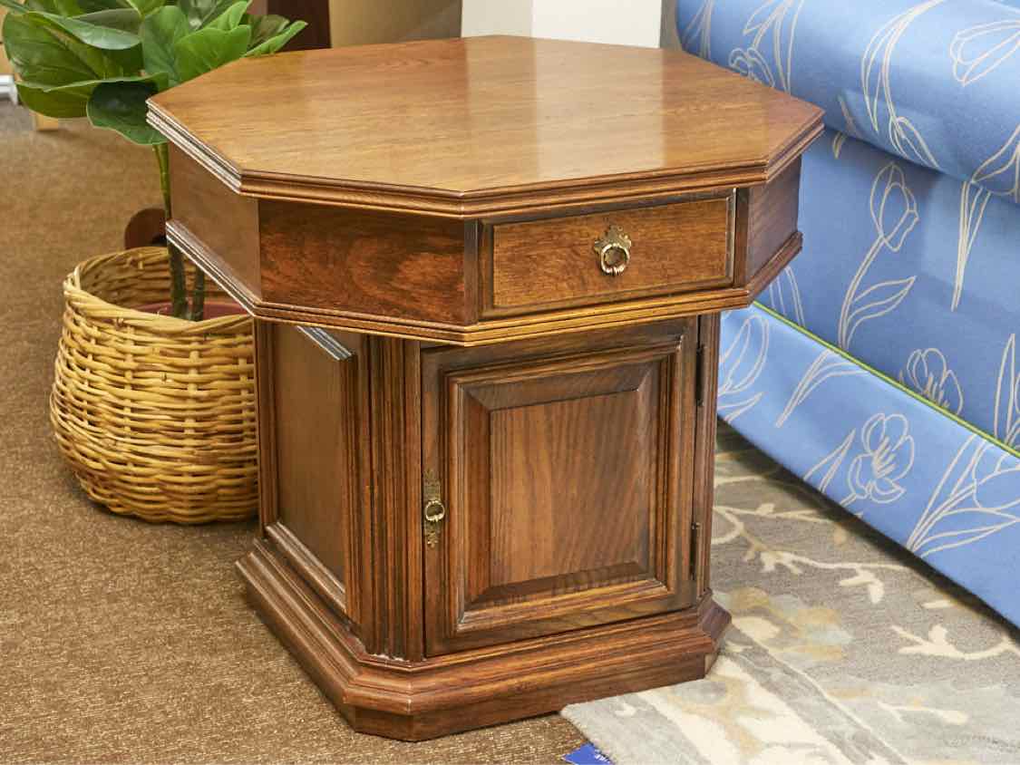 Ethan Allen Oak Octagon Shape 1 Drawer 1 Door Side Table
