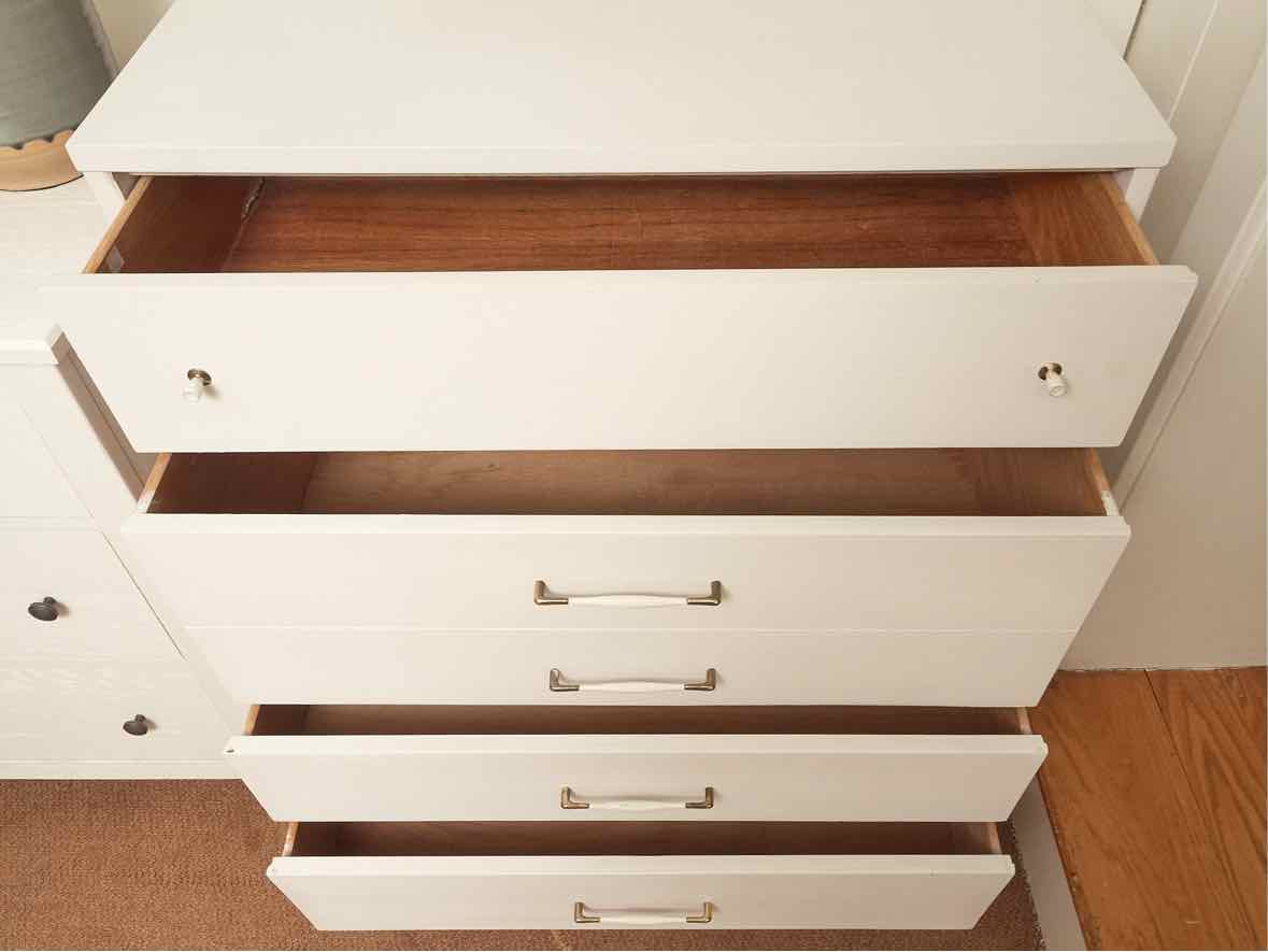 American Made Tall Chest with 5 Drawers in Wildwood White Finish