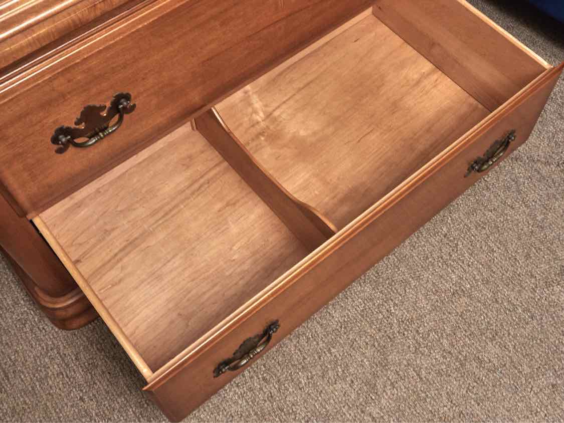 Maple 5 Over 2 Drawer Chest