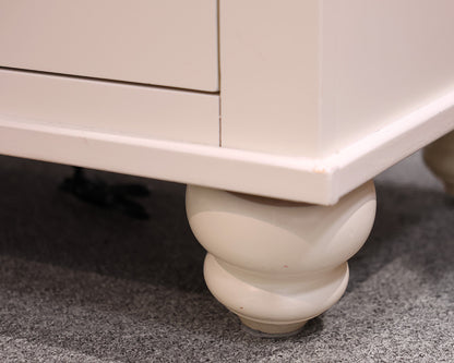 Pair Aspen Furniture 'Cambridge' Nightstands