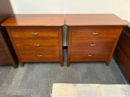 Kincaid Pair of 'Park' Cherry Nightstands