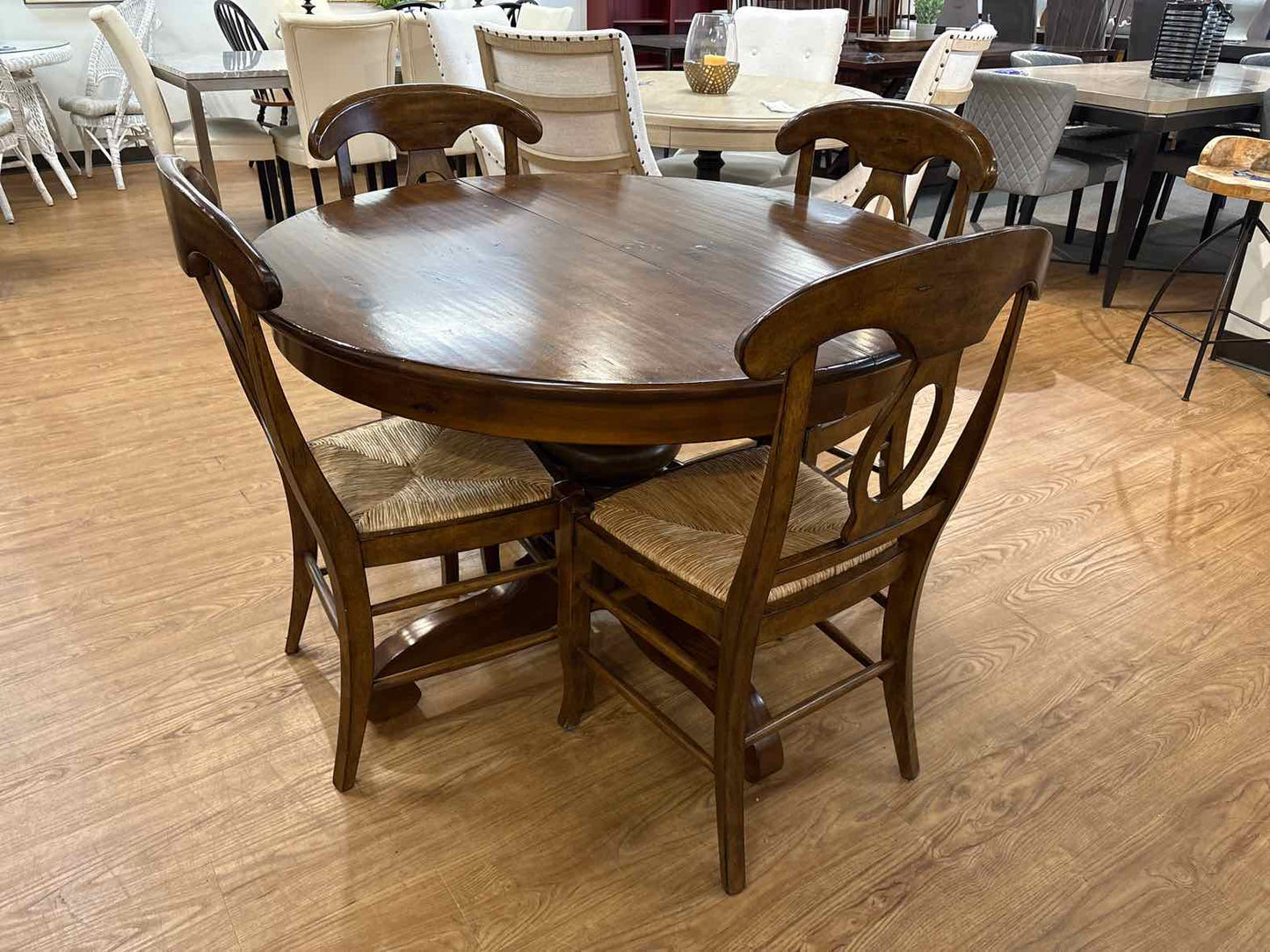 Pottery Barn 'Tivoli' Dining Set w/ 4 Chairs