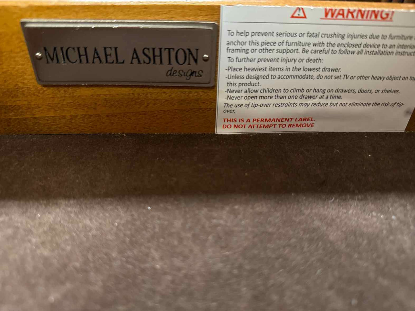 Michael Ashton 3-Drawer Nightstand