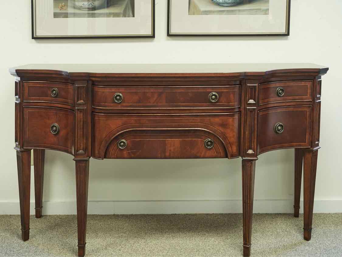 Hickory Chair Co."Historical James River Plantation' Mahogany Server