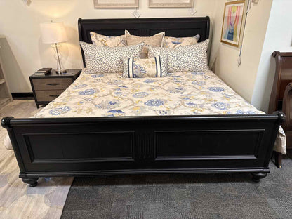 Ethan Allen King Sleigh Bed