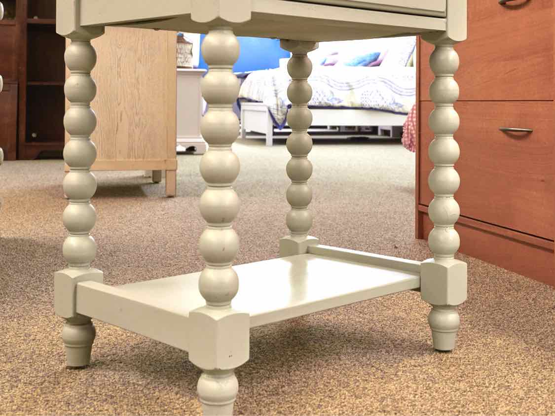 'Woodland Flower Blue' Finish Spool Leg Nightstand