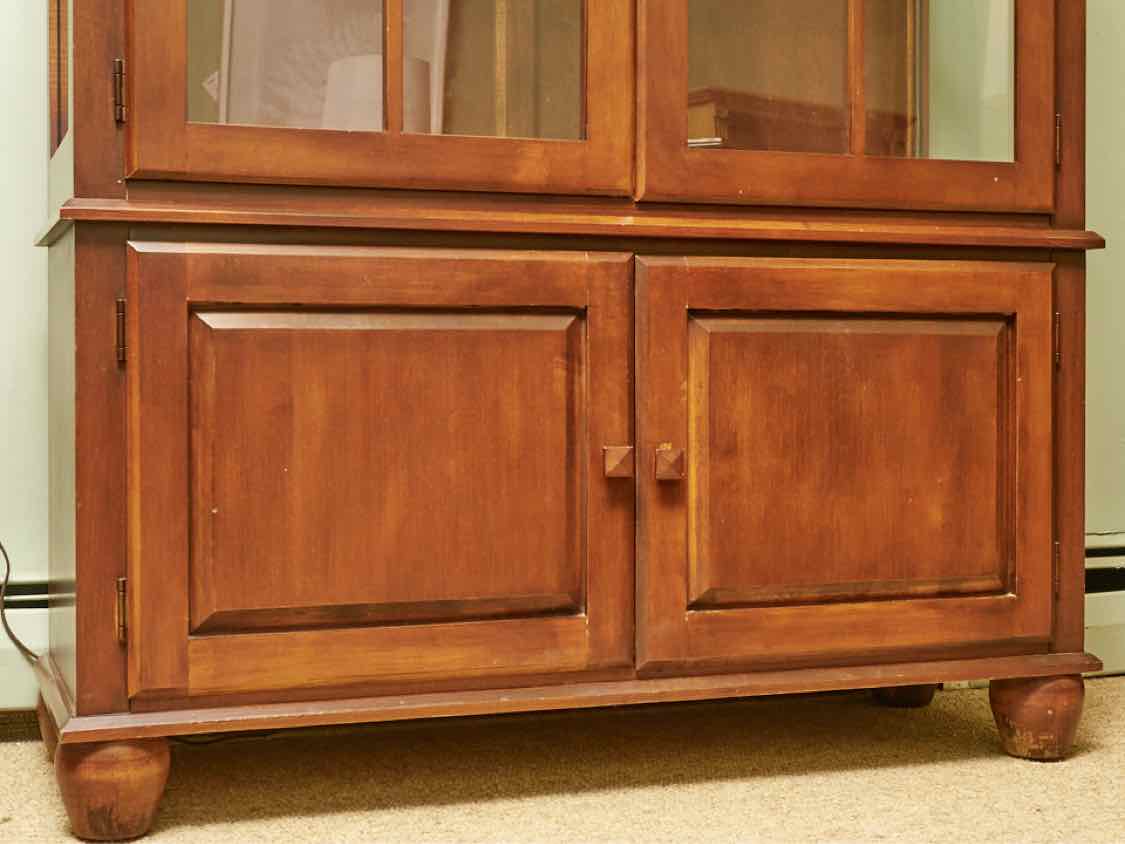 Ethan Allen Cherry 2 Glass Door 3 Glass Shelf 2 Lower Doors  Display Cabinet