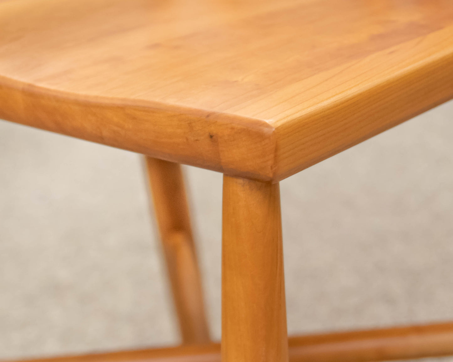Set of 6 Gat Creek Addison Dining Chairs in Cherry with Natural Finish