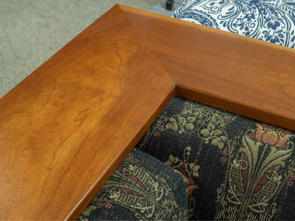 Stickley 'Prairie Spindle Settle' Sofa